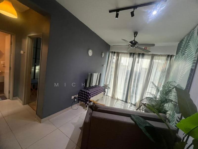 Kediaman Servis untuk Dijual di D'Alamanda - Michael Au - Living Room - PropertyGuru.com.my