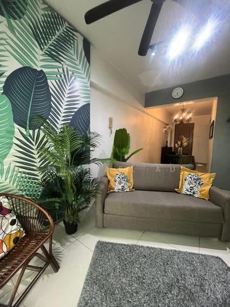 Kediaman Servis untuk Dijual di D'Alamanda - Michael Au - Living Room - PropertyGuru.com.my