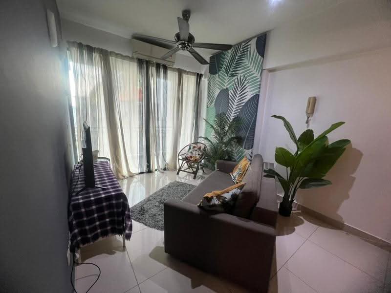 Kediaman Servis untuk Dijual di D'Alamanda - Michael Au - Living Room - PropertyGuru.com.my