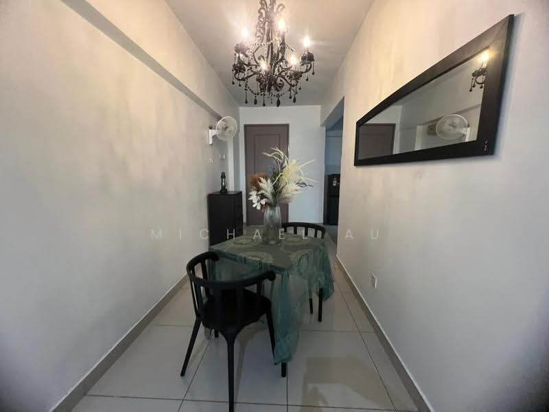 Kediaman Servis untuk Dijual di D'Alamanda - Michael Au - Dining Room - PropertyGuru.com.my