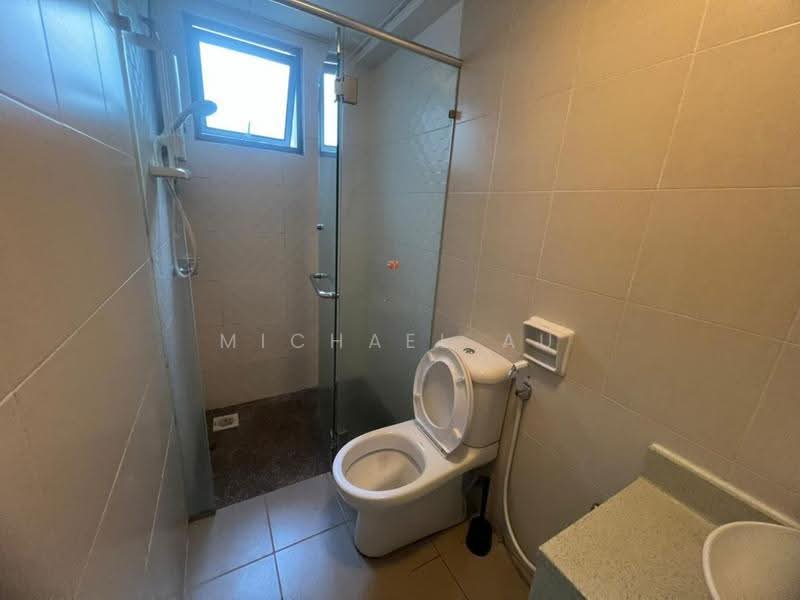 Kediaman Servis untuk Dijual di D'Alamanda - Michael Au - Bathroom - PropertyGuru.com.my