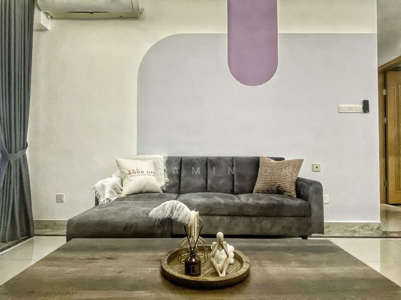 Servis Apartment untuk Disewa di R&F Princess Cove Phase 1 - Benjamin Oh - Living Room - PropertyGuru.com.my