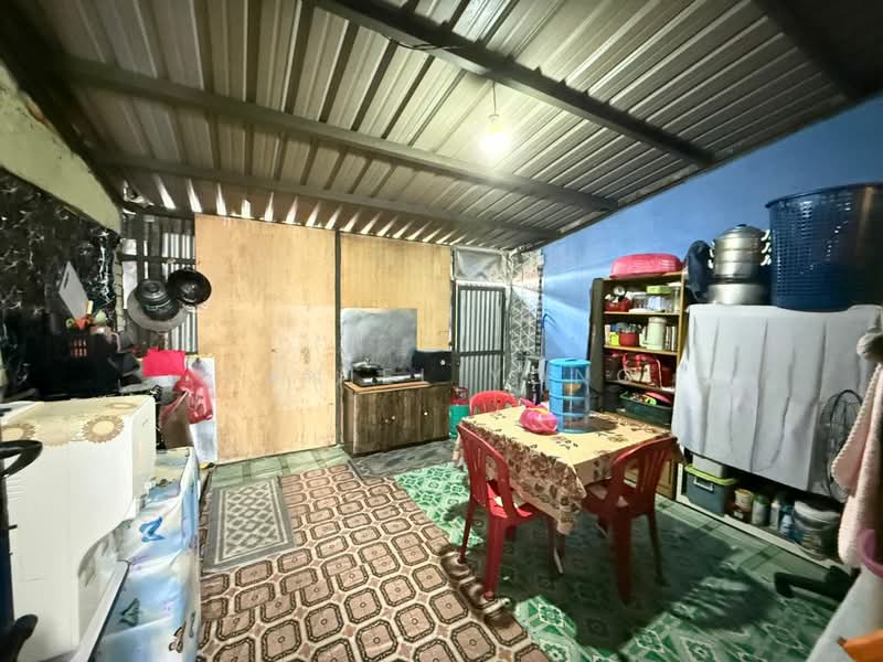 Rumah Teres 2 Tingkat untuk Dijual di Taman Seri Senai (Senai) - Daniel Yong - Kitchen - PropertyGuru.com.my