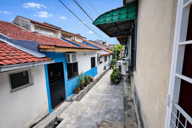 1-storey Terraced House for Sale in Selayang (Batu Caves) - Shaziery Iskandar - PropertyGuru.com.my