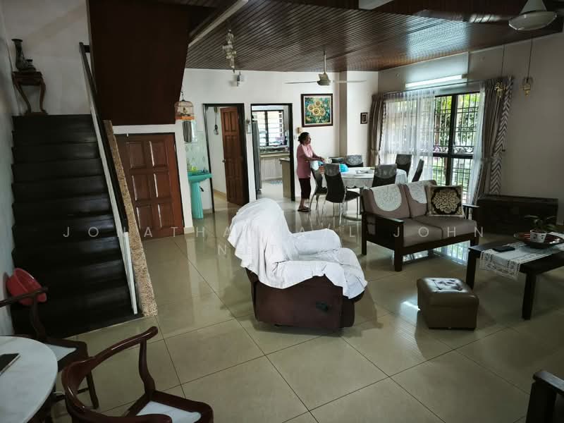 2-storey Terraced House for Sale in Kajang (Selangor) - JONATHAN A/L JOHN NETTO - Living Room - PropertyGuru.com.my
