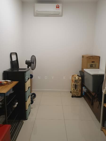 Service Residence for Sale at Residential Suites @ HighPark - Cindy Kee - Interior - PropertyGuru.com.my