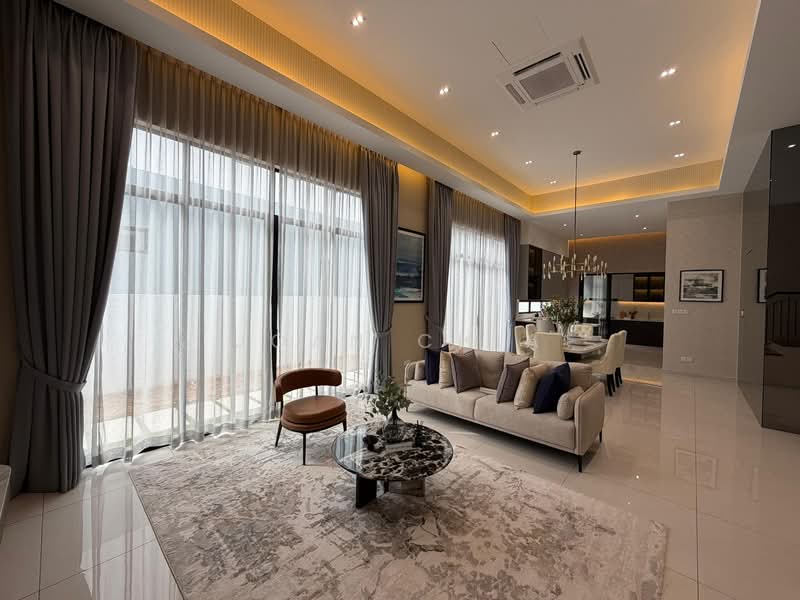 Cluster House for Sale in Austin Crest (Johor Bahru) - Joan Chia - Living Room - PropertyGuru.com.my