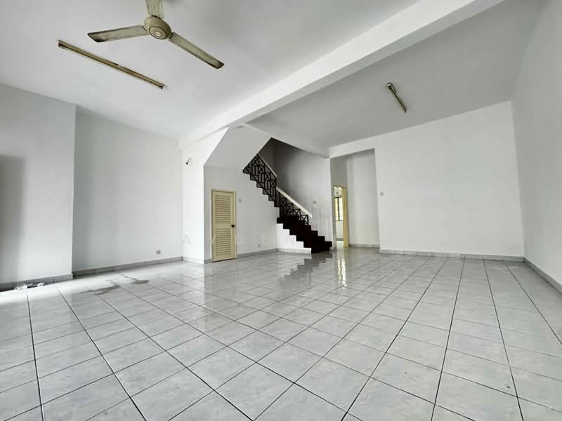 2-storey Terraced House for Sale in Bandar Puteri Puchong (Puchong) - Jayden Lee - Living Room - PropertyGuru.com.my