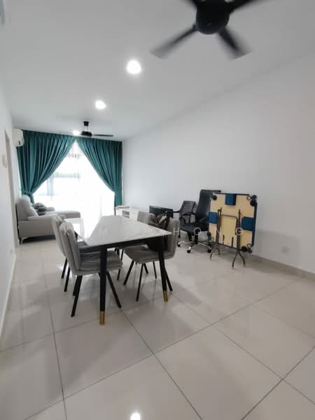 Kondominium untuk Disewa di Pacific Star - Kimi Chong - Living Room - PropertyGuru.com.my