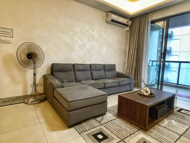 Servis Apartment untuk Disewa di R&F Princess Cove Phase 1 - Benjamin Oh - Living Room - PropertyGuru.com.my