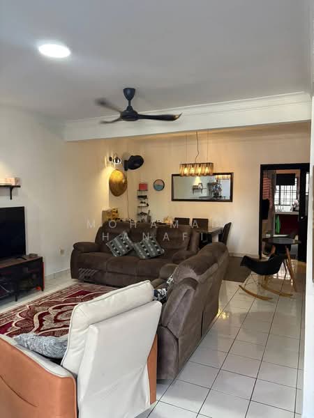 Rumah Teres 2 Tingkat untuk Dijual di Saujana Damansara (Damansara Damai) - Mohamad Hanafi - Living Room - PropertyGuru.com.my