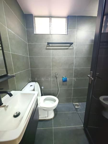 Servis Apartment untuk Dijual di Midas @ Seri Alam - Kent Tan - Bathroom - PropertyGuru.com.my
