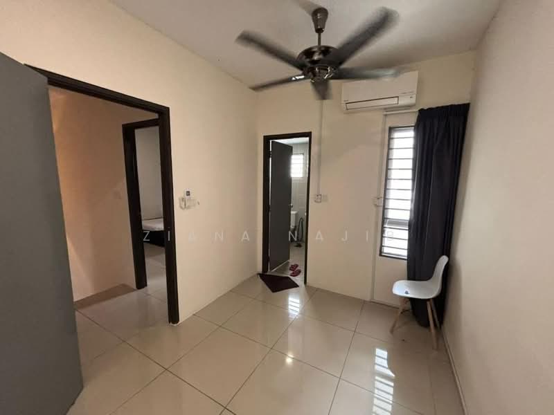 Terraced House for Sale in Kuala Selangor (Selangor) - Ziana Najib - Interior irama perdana - PropertyGuru.com.my