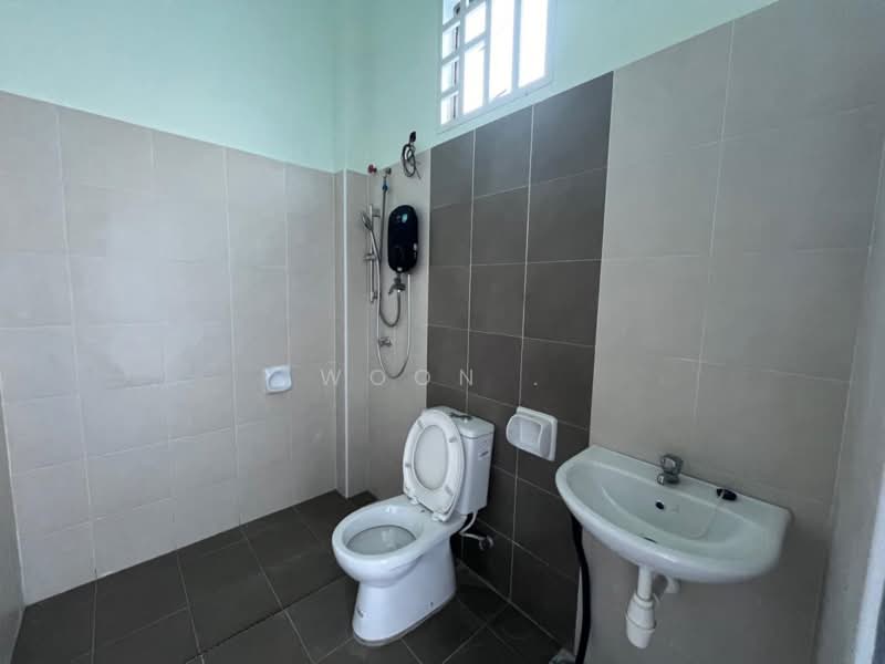 Rumah Teres 2 Tingkat untuk Dijual di Jasin (Melaka) - Woon . - Bathroom - PropertyGuru.com.my
