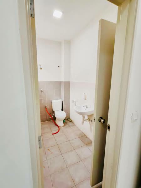 Cluster House for Sale in Shah Alam (Selangor) - Khairul Syafiq - Bathroom - PropertyGuru.com.my