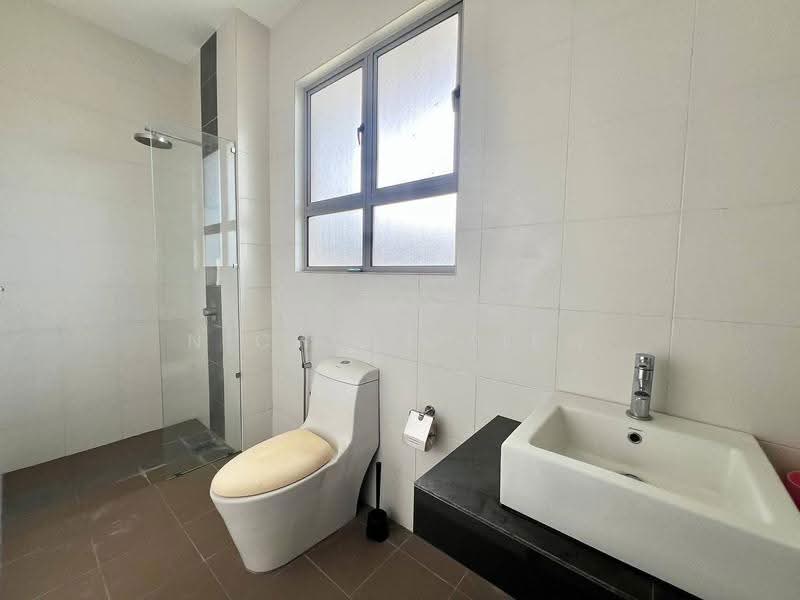 Bungalow House untuk Dijual di Kajang (Selangor) - Nichole Liew - Bathroom - PropertyGuru.com.my