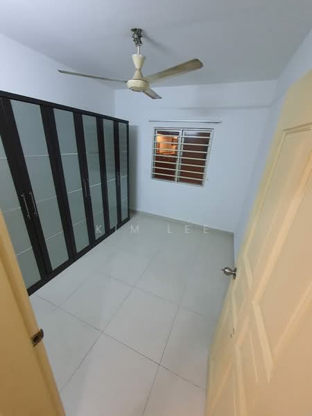 Condominium for Sale at Endah Regal Condominium - Kim Lee - PropertyGuru.com.my