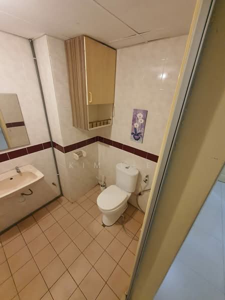 Condominium for Sale at Endah Regal Condominium - Kim Lee - PropertyGuru.com.my