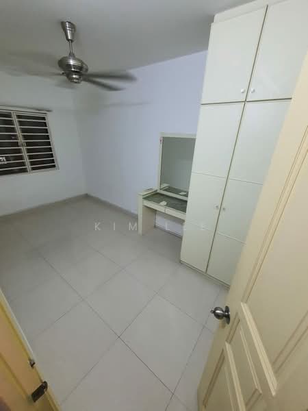 Condominium for Sale at Endah Regal Condominium - Kim Lee - PropertyGuru.com.my