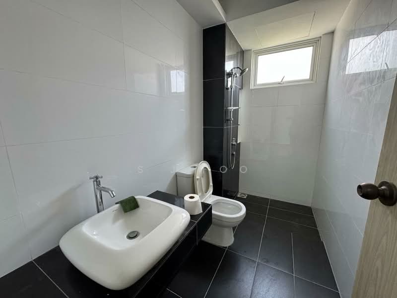 Condominium for Sale at The Clovers - S J Foo - Bathroom - PropertyGuru.com.my