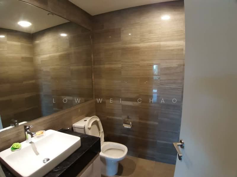 Servis Apartment untuk Disewa di The Sentral Residences - Low Wei Chao - Bathroom - PropertyGuru.com.my