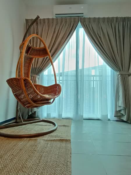 Servis Apartment untuk Dijual di Sensasi @ Utropolis - Jordan Voon - Living Room - PropertyGuru.com.my