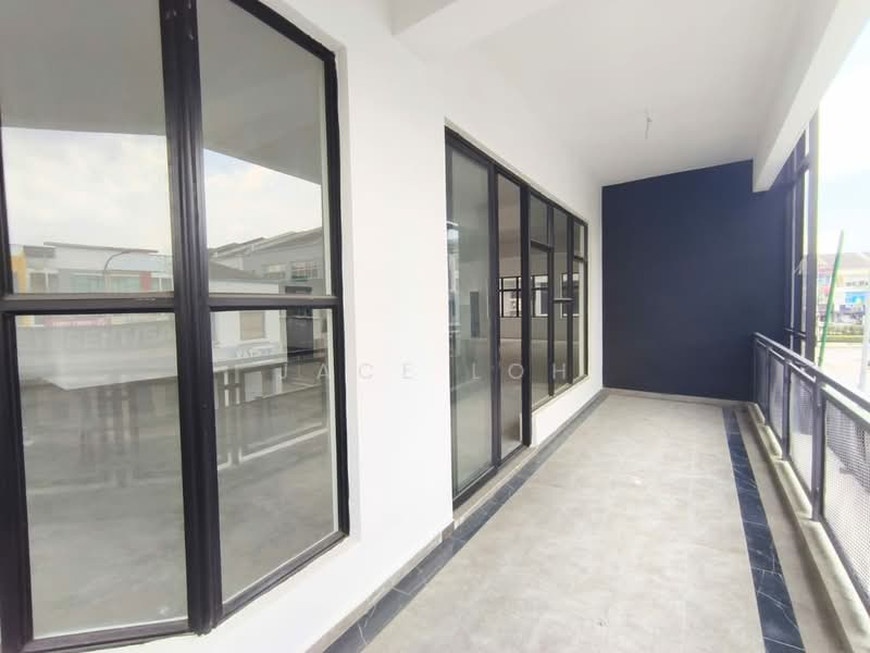 Shop / Office for Rent in Setia Tropika (Johor Bahru) - Jace Loh - Balcony - PropertyGuru.com.my