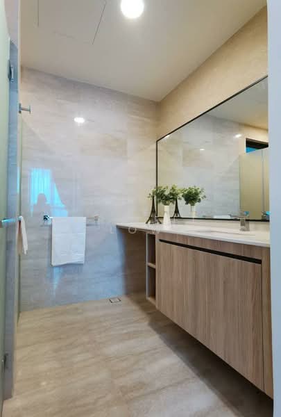 Service Residence for Sale at 10 Stonor - Mr Jeff Low - Bathroom - PropertyGuru.com.my