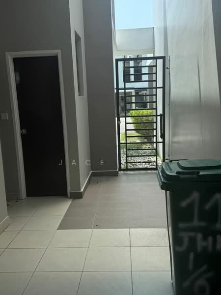 Semi-Detached House for Rent in Iskandar Puteri (Nusajaya) (Johor) - Jace Loh - Entrance - PropertyGuru.com.my