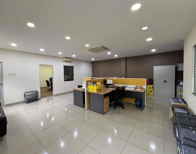 Semi-D Factory for Rent in Taman Johor (Tampoi) - Khek Victor - Interior - PropertyGuru.com.my