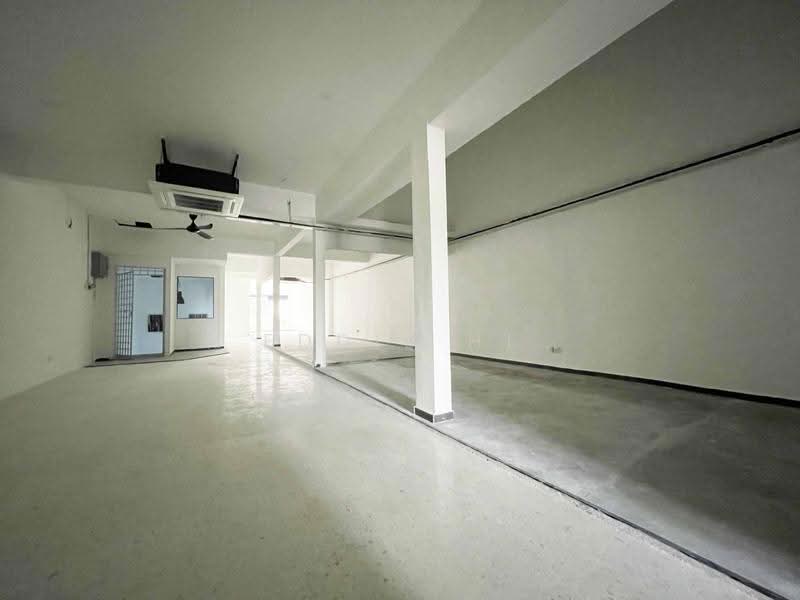 Kedai / Pejabat untuk Disewa di Damansara Kim (Petaling Jaya) - Eddie Hi - Interior - PropertyGuru.com.my