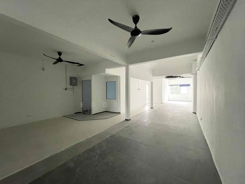 Kedai / Pejabat untuk Disewa di Damansara Kim (Petaling Jaya) - Eddie Hi - Interior - PropertyGuru.com.my