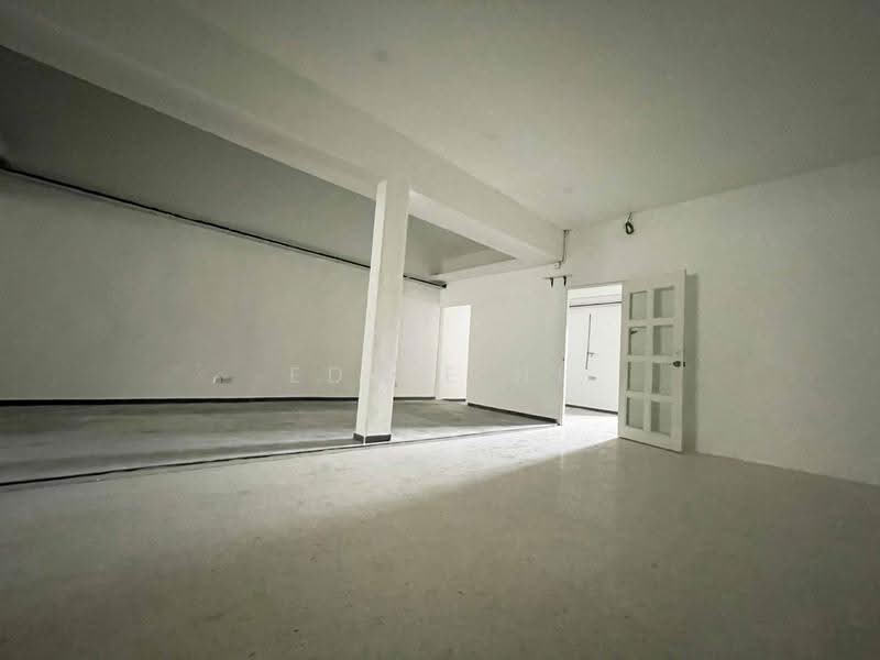 Kedai / Pejabat untuk Disewa di Damansara Kim (Petaling Jaya) - Eddie Hi - Interior - PropertyGuru.com.my