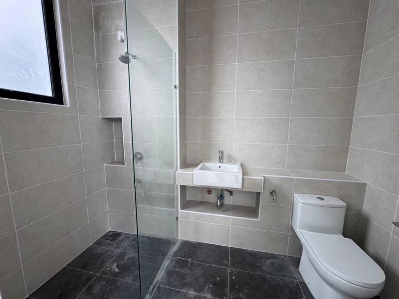 Rumah Teres 2 Tingkat untuk Dijual di Taman Ekoflora (Johor Bahru) - Liz Yap - Bathroom - PropertyGuru.com.my