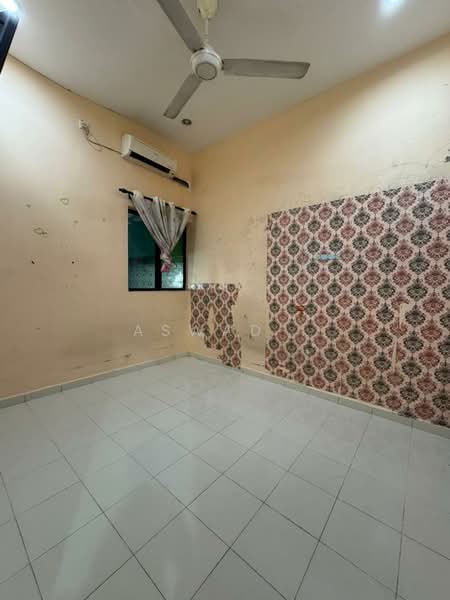 Rumah Teres 1 Tingkat untuk Dijual di Bertam Perdana (Kepala Batas) - Aswad . - Bedroom - PropertyGuru.com.my