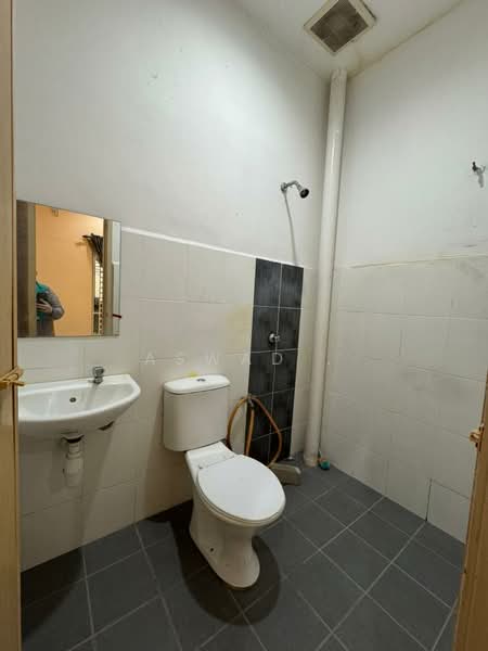 Rumah Teres 1 Tingkat untuk Dijual di Bertam Perdana (Kepala Batas) - Aswad . - Bathroom - PropertyGuru.com.my