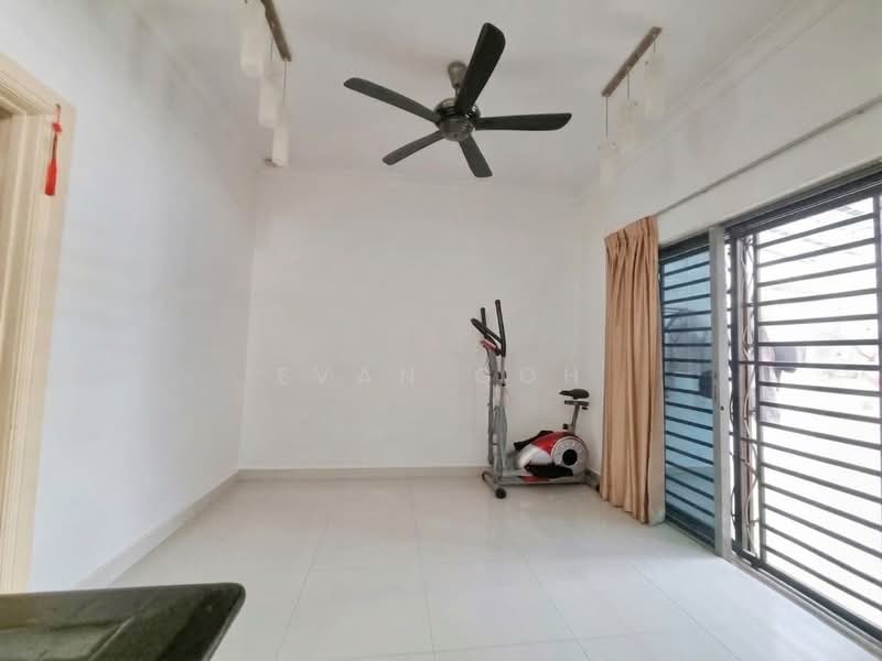 Rumah Teres 2.5 Tingkat untuk Dijual di Taman Meranti Jaya (Puchong) - Evan Goh - Living Room - PropertyGuru.com.my