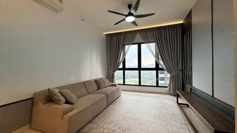 Servis Apartment untuk Disewa di Sunway Belfield - Alex Tham - Living Room - PropertyGuru.com.my