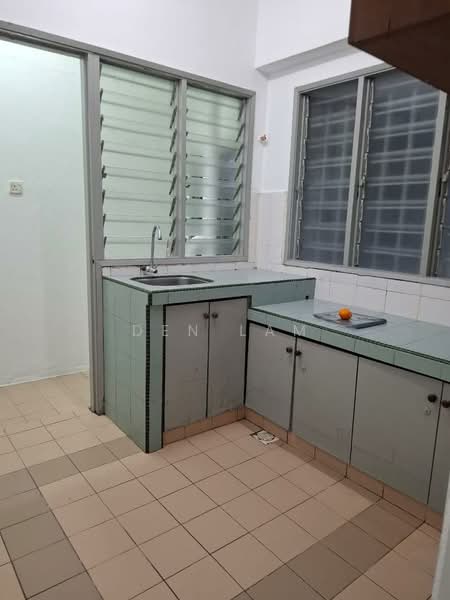 Pangsapuri untuk Dijual di Taman Cheras Awana Apartment - Den Lam - Kitchen - PropertyGuru.com.my