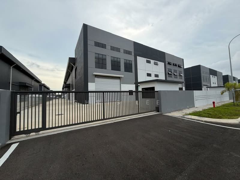 Kilang untuk Disewa di Kampung Sri Cheeding (Jenjarom) - Chris Lee - Exterior - PropertyGuru.com.my