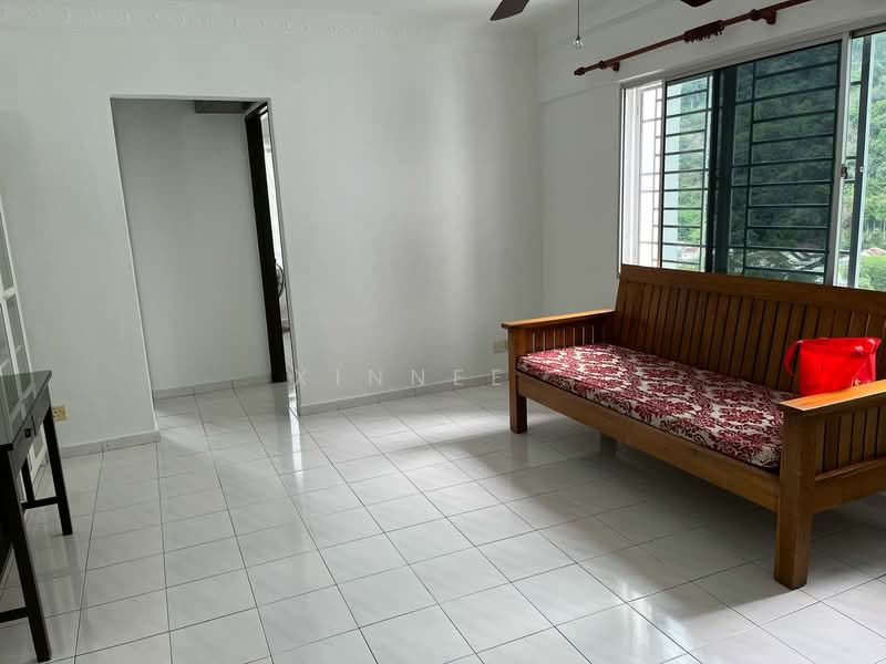 Pangsapuri untuk Disewa di Taman Pekaka Apartment - Xinnee . - Living Room - PropertyGuru.com.my