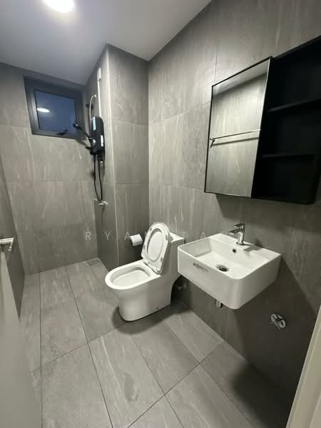 Servis Apartment untuk Dijual di Savvy @ Riana Dutamas - Ryan Tan - Bathroom - PropertyGuru.com.my
