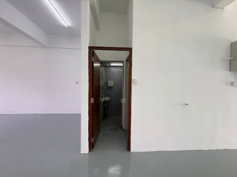 Warehouse for Rent in Seksyen 51 (Petaling Jaya) - Joey Wong - Interior - PropertyGuru.com.my