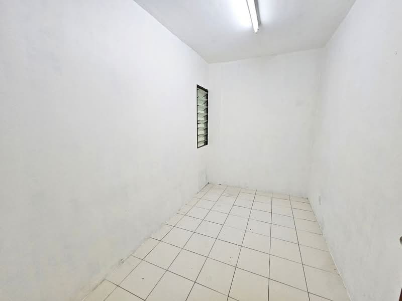 Rumah Flat untuk Dijual di Gugusan Dedap - Mohd Khairul Amilin - Interior - PropertyGuru.com.my