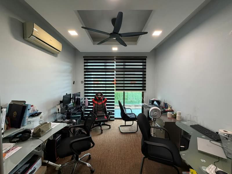 Link Bungalow for Sale in Taman Austin Perdana (Tebrau) - Sky Tan - Study - PropertyGuru.com.my