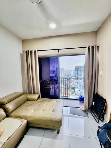 Servis Apartment untuk Disewa di Seasons Garden Residences - Deeya Yusof - Living Room - PropertyGuru.com.my