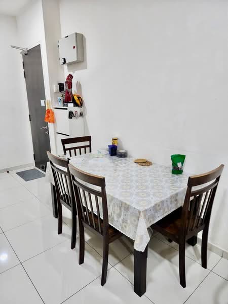 Servis Apartment untuk Disewa di Seasons Garden Residences - Deeya Yusof - Dining Room - PropertyGuru.com.my