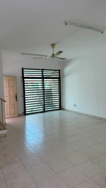 Rumah Teres 2 Tingkat untuk Disewa di Bandar Tasek Mutiara (Simpang Ampat) - Mei Yee Lee - Living Room - PropertyGuru.com.my