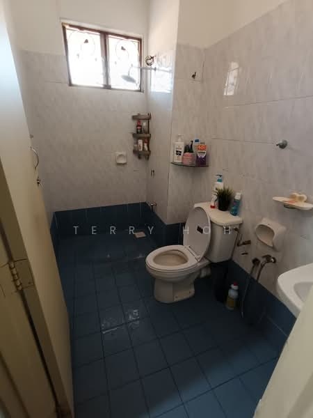 2-storey Terraced House for Sale in Alam Damai (Cheras) - Terry Hoh - Bathroom - PropertyGuru.com.my
