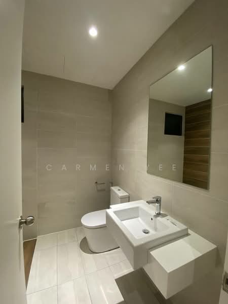 Servis Apartment untuk Disewa di UNIO Residence - Carmen Yee - Bathroom - PropertyGuru.com.my